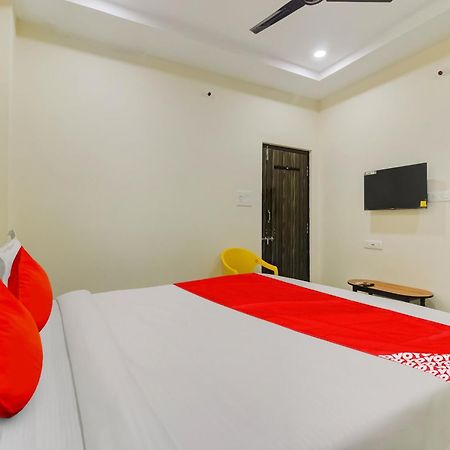 Super Hotel O Sri Nirvana Pride Ibrahimpatan Екстер'єр фото
